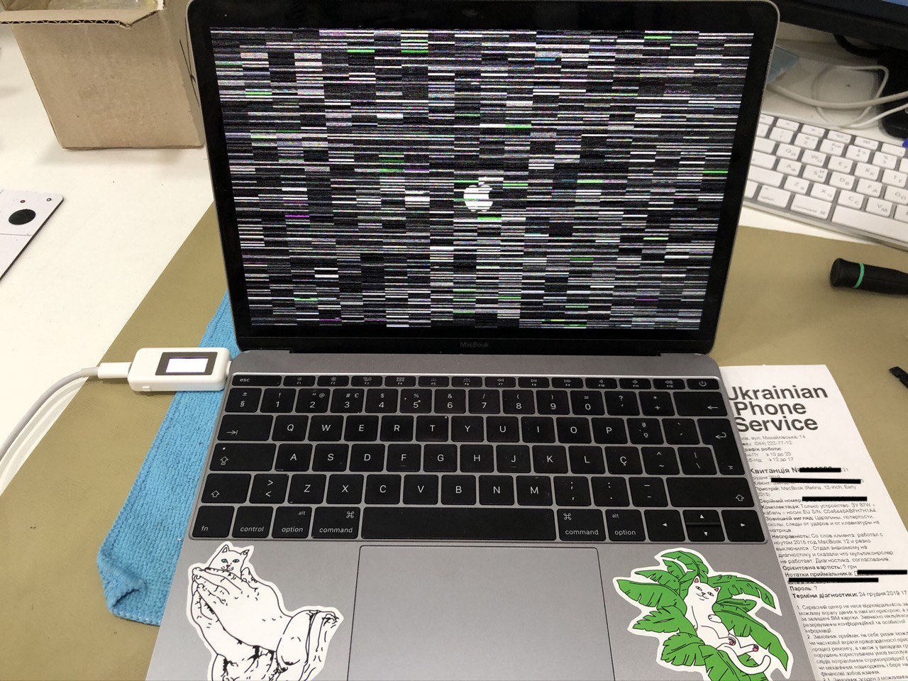 сломанный MacBook